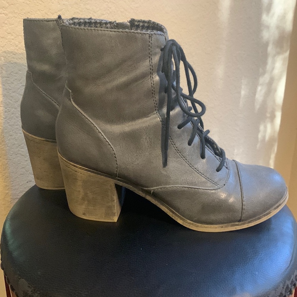 Rock & Candy Gray, Rustic Tie Boots For Women
